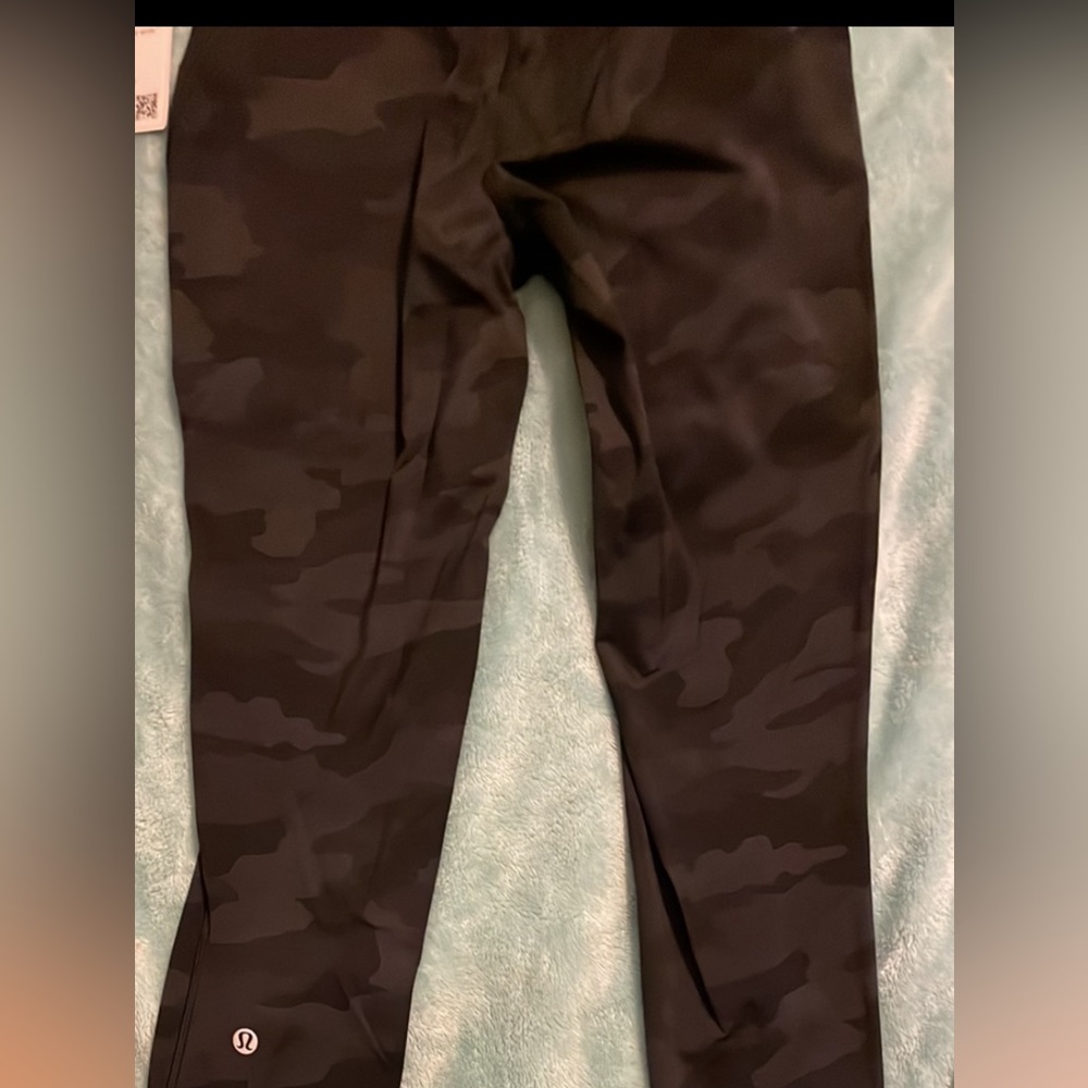 Lululemon base pace HR tight 25”
